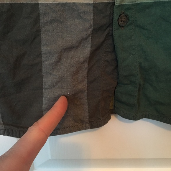 Burberry shirt - Picture 3 of 13